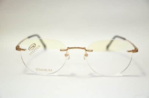 מסגרת משקפיים - דגם stepper